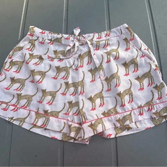 Bouffants & Broken Hearts Cheetah Pajama Set Size Medium Pockets Drawstring Pink - Picture 7 of 11